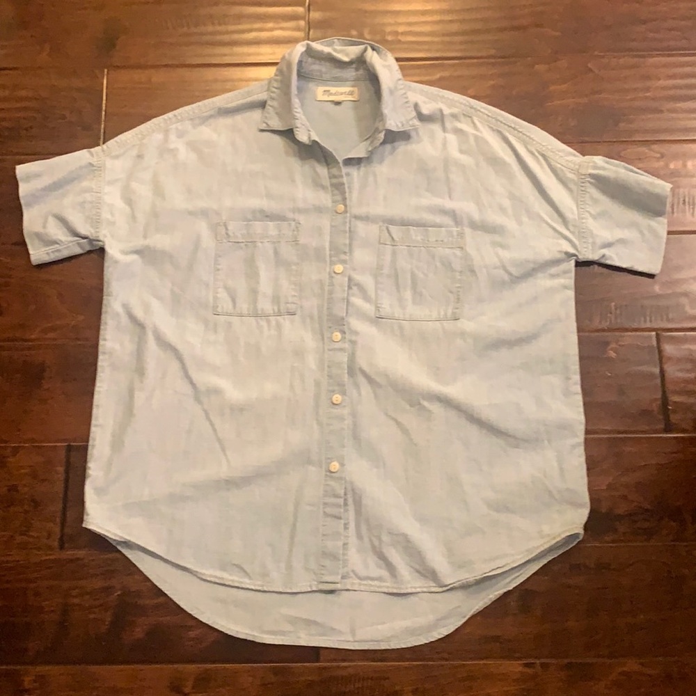 Madewell light denim color button down short sleeve top